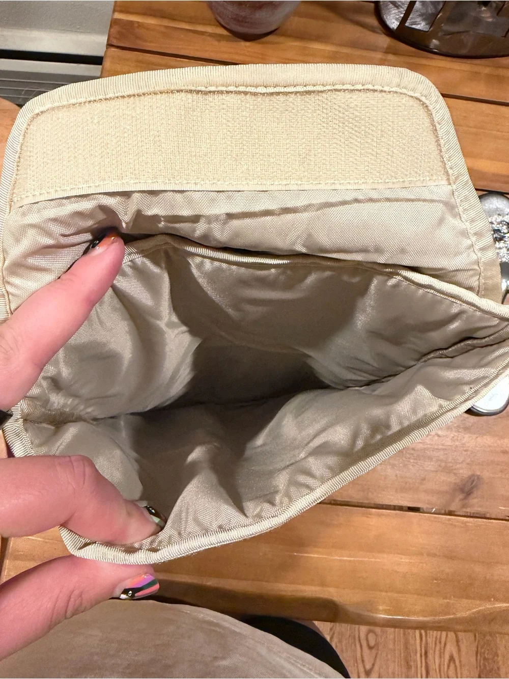 Patagonia like new tan laptop case